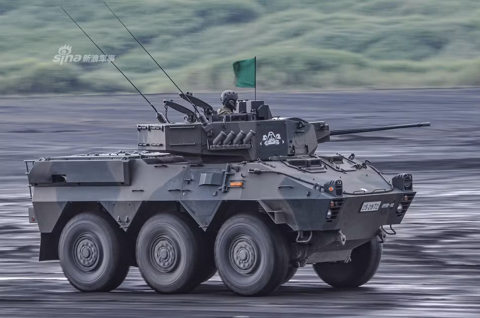 Phương tiện tuần tra và do thám Type 87 được sản xuất bởi hãng Komatsu hiện đang có khoảng 111 chiếc phục vụ trong Lực lượng Phòng vệ Mặt đất Nhật Bản. Nguồn ảnh: Sina.