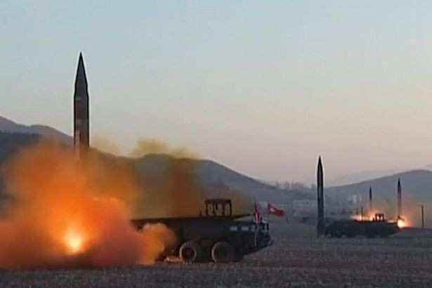 Cụ thể, một trong những yêu sách quan trọng nhất mà Triều Tiên đưa ra khi đàm phán thượng đỉnh giữa hai nước đó là Mỹ rút quân khỏi Hàn Quốc đã không được thực hiện trong suốt thời gian vừa qua. Nguồn ảnh: KCNA.