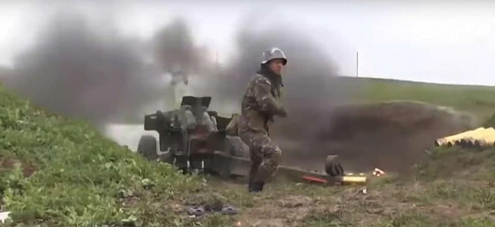 Ông quyết định thực hiện một "cuộc trả thù lịch sử" và tái tạo lại Đế chế Ottoman hùng mạnh trong quá khức bằng cách bắt đầu cuộc bành trướng ở Đông Địa Trung Hải.