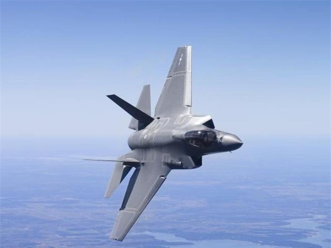 Theo tạp chí UK Defence Journal, sự việc xảy ra với chiếc F-35B trên đã làm gián đoạn các cuộc tập trận được không quân, hải quân Anh thiết đặt với biên đội tàu sân bay HMS Queen Elizabeth. Điều này càng chứng tỏ sự cố trên là có thật chứ không phải tin đồn thất thiệt.