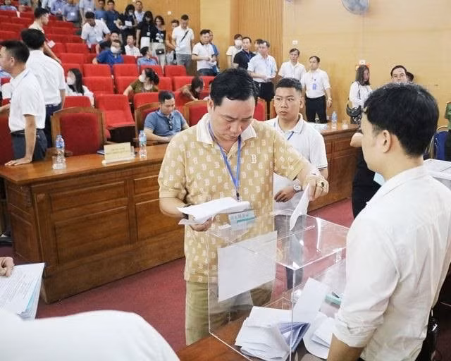 Dat ngoai thanh Quoc Oai trung dau gia cao nhat 54 trieu dong/m2