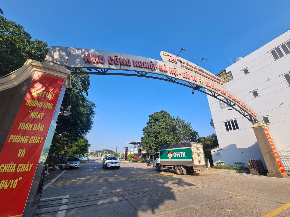 Loat cong trinh xay khong phep trong KCN Ha Noi - Dai Tu-Hinh-2