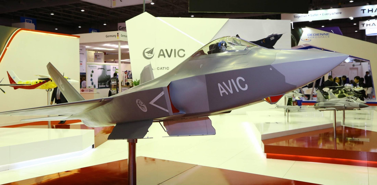 Đây là một diễn biến khiến Ấn Độ trở nên lo ngại, bởi khi vẫn đang sử dụng tiêm kích thế hệ 4, Trung Quốc đã bỏ xa nước này với hàng loạt tiêm kích thế hệ 5 được triển khai tại các điểm nóng ở biên giới.