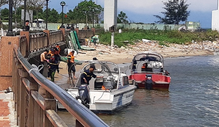 Khong tim thay xac nan nhan, sao ke giet con gai phi tang xuong song van bi truy to?-Hinh-17