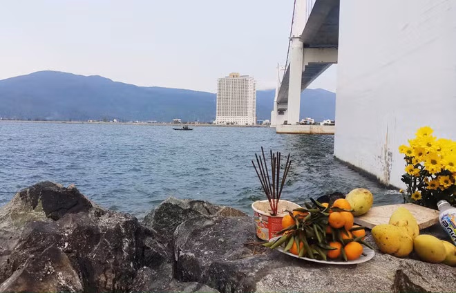 Khong tim thay xac nan nhan, sao ke giet con gai phi tang xuong song van bi truy to?-Hinh-4