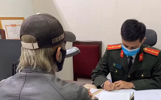 Tung tin ban gai bi quay roi trong khu cach ly Covid-19, nam thanh nien bi xu phat