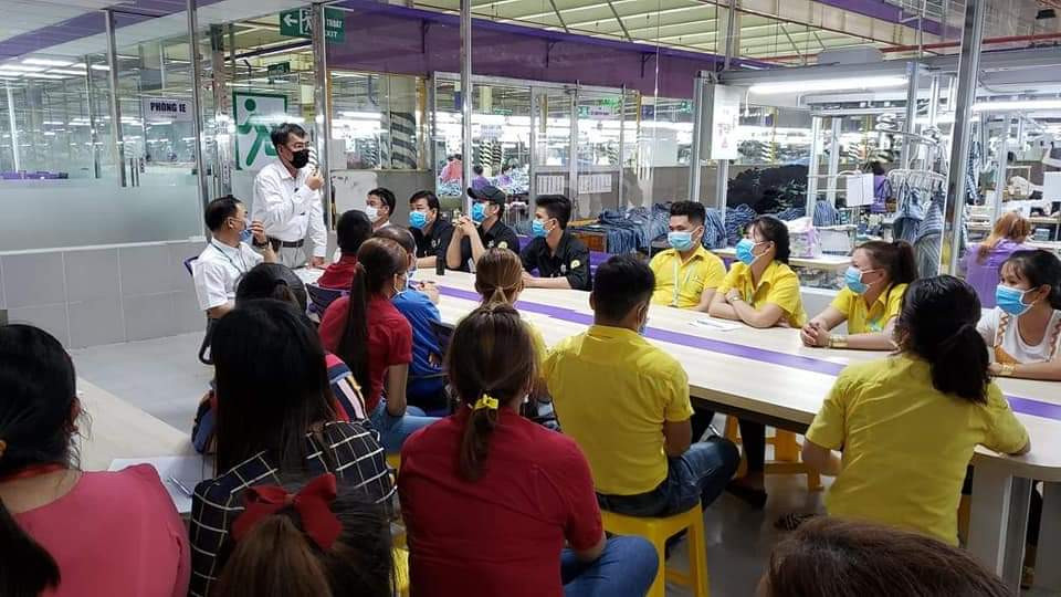 Huy dong toan luc luong y te tham gia phong chong Covid-19