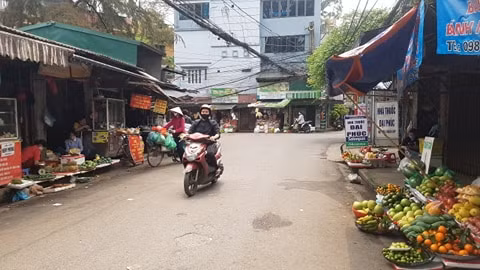 Thậm chí, khu chờ tại đây còn mở cửa thâu trưa.