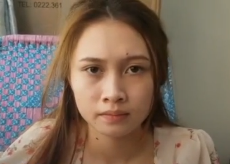 Qua kiểm tra người, lực lượng chức năng đã phát hiện trong người của hai đối tượng trên 32 viên thuốc lắc, 4 gói ma túy đá.