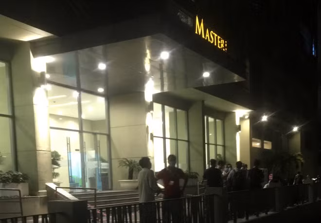 Nhieu chung cu cao cap o TP. HCM duoc phong toa