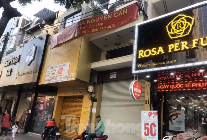 Kinh doanh e am, quan xa o Sai Gon thi nhau dep tiem