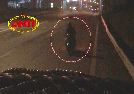 Muon kieu 'bao luat' va nhieu hien tuong la o tram thu phi cao toc Ha Noi - Lao Cai-Hinh-2