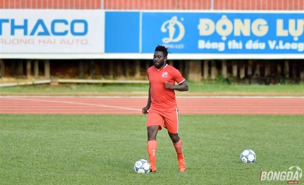 Hiện, vụ Nguyễn Hằng Tcheuko Minh bị khởi tố về tội lừa đảo chiếm đoạt tài sản đang được cơ quan chức năng điều tra, làm rõ. (Ảnh: Bongda)