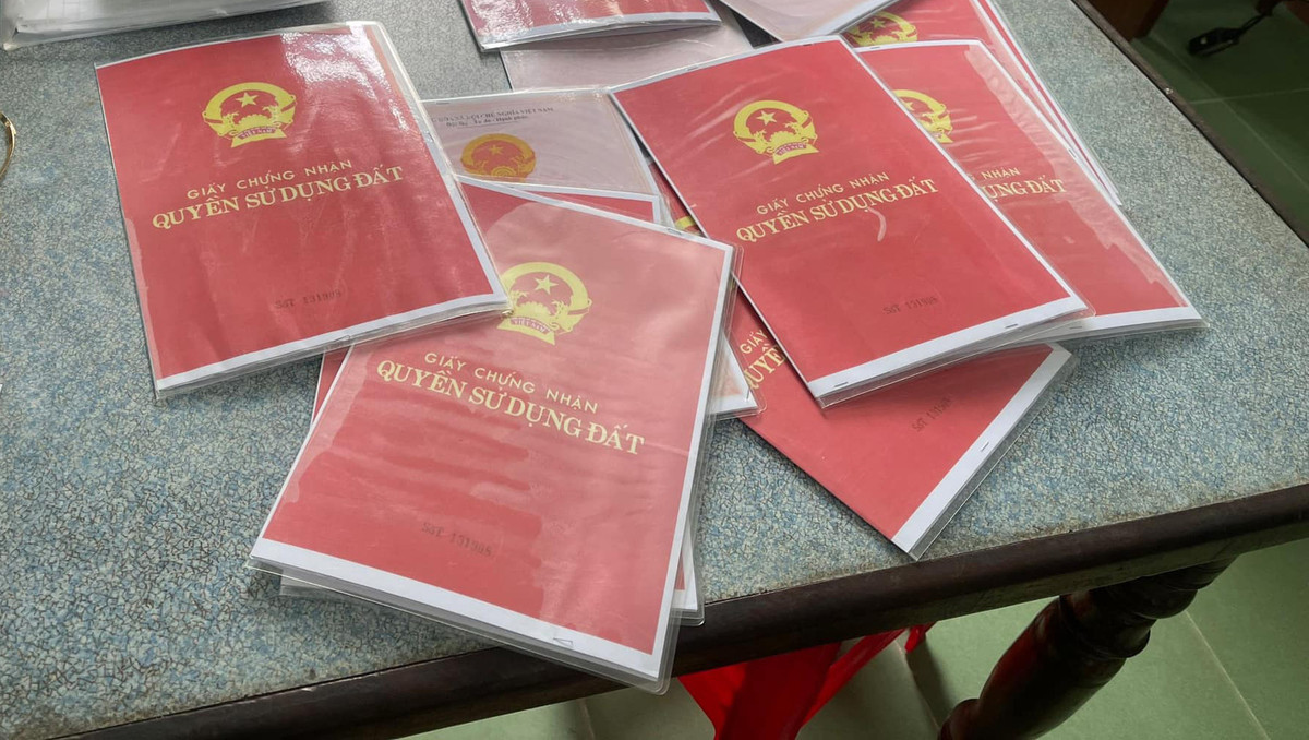 Hiện, Công an huyện Hòa Vang vẫn đang tìm thêm các bị hại của Đỗ Thị Yến Ly, mọi thông tin liên lạc đến Điều tra viên, Phó Đội trưởng Đội Cảnh sát hình sự, Thiếu tá Lê Trần Bá Đức, SĐT 0905.353.194.