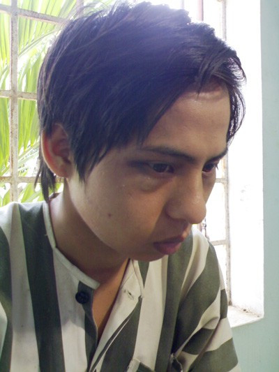 Do lời khai của Cửu về khoảng thời gian đến trường đón cháu Dũng có nhiều mâu thuẫn nên các điều tra viên đã tập trung vào đó để khai thác và đến chiều ngày 12/11, Cửu đã thừa nhận chính mình là kẻ đã bắt cóc và đang giấu cháu Dũng tại khu du lịch Ghềnh Ráng, nhưng không chỉ rõ nơi đang giấu. Công an TP Quy Nhơn đã thực hiện lệnh bắt khẩn cấp đối với Đặng Văn Cửu. Đầu giờ chiều ngày 13/11/2011, Cửu đã cúi đầu nhận tội mình chính là hung thủ đã bắt cóc và đã ra tay sát hại và giấu xác cháu Nguyễn Việt Dũng tại khu du lịch Ghềnh Ráng. 