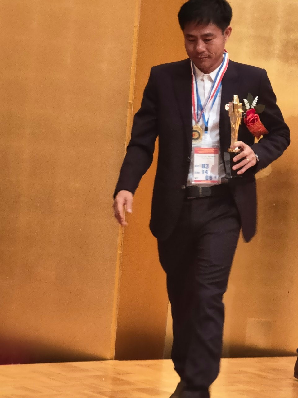 Người đại diện theo pháp luật là Nguyễn Khắc Đồi - Chủ tịch Hội đồng quản trị, kiêm Tổng Giám đốc. Các cổ đông sáng lập gồm: Lâm Thanh Phong, Trương Hoàng Ngọc Diệp, Nguyễn Thị Mỹ Hạnh, Bàn Văn Dũng (các cổ đông chỉ tham gia trên danh nghĩa nhưng không có tiền góp vốn thực tế). 