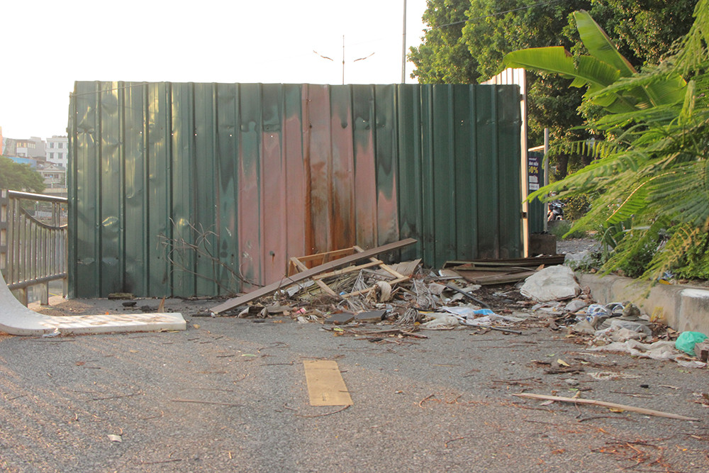 Tuyến đường này nằm trong dự án xén mở rộng đường Láng đoạn từ Cầu Giấy đến Ngã Tư Sở, quận Đống Đa, Hà Nội.