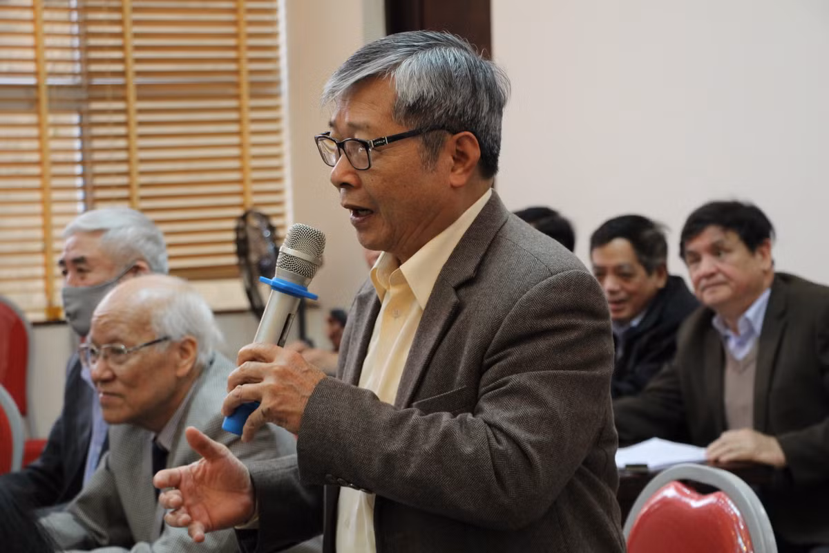 Tin tưởng vào lý lịch và kinh nghiệm của TSKH Phan Xuân Dũng khi đã là Đại biểu Quốc hội 3 khóa vừa rồi, GS.TS Nguyễn Ngọc Phú, Tổng thư ký Hội KHTL-GD Việt Nam góp ý: “Tổ chức VUSTA phải có trách nhiệm làm việc với Ban tổ chức Quốc hội khóa XV để tư vấn về việc sắp xếp đại biểu Phan Xuân Dũng vào khu vực thuận lợi cho việc bầu cử đại biểu Quốc hội”.