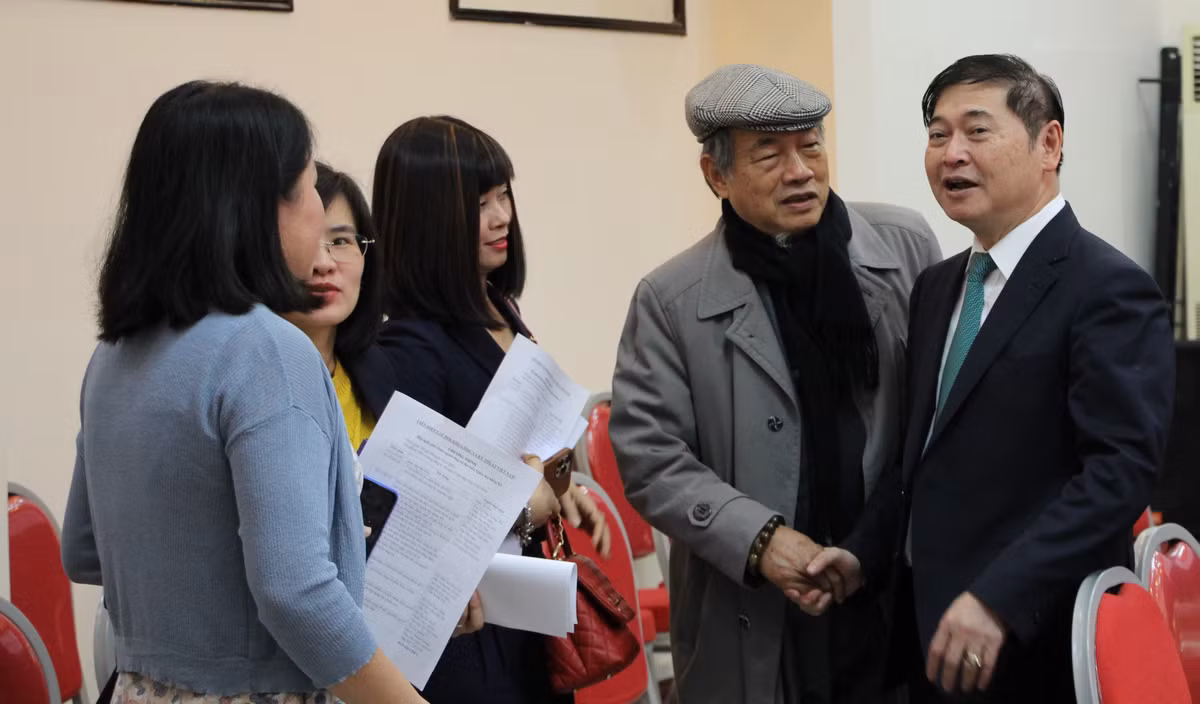 Từ năm 2006 đến nay, TSKH Phan Xuân Dũng là đại biểu Quốc hội khóa XII, XIII, XIV, Ủy viên Đảng đoàn Quốc hội khóa XII, XIII, XIV, Ủy viên Ban chấp hành Trung ương Đảng khóa X (dự khuyết), XI, XII; Phó Chủ nhiệm Ủy ban KH,CN&amp;MT của Quốc hội (khóa XII), Chủ nhiệm Ủy ban KH,CN&amp;MT của Quốc hội (khóa XIII và XIV), Chủ tịch Nhóm Nghị sĩ hữu nghị Việt Nam - Hàn Quốc của Quốc hội khóa XII, XIII, Chủ tịch Nhóm nghị sĩ hữu nghị Việt - Nga của Quốc hội khóa XIV, Phó Chủ tịch Tổng hội Cơ khí Việt Nam khóa 2007-2012. 