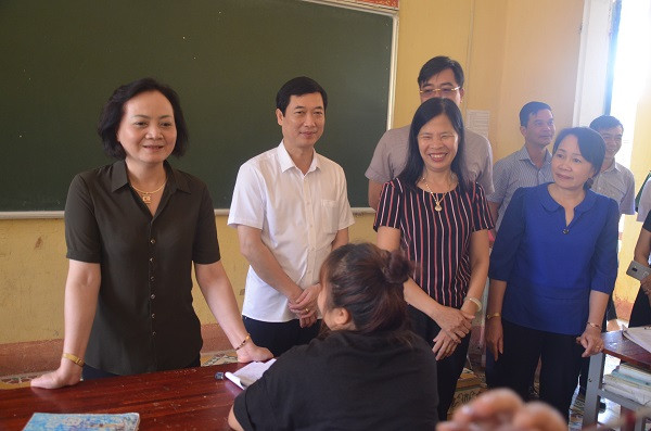 Trước khi được Thủ tướng điều động, bổ nhiệm Thứ trưởng Bộ Nội vụ, bà Trà giữ chức Bí thư tỉnh ủy Yên Bái.