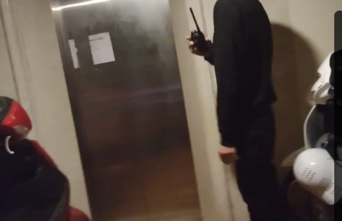 Ha Noi: Bat chap lenh cam, hang loat quan karaoke “len lut” hoat dong-Hinh-2