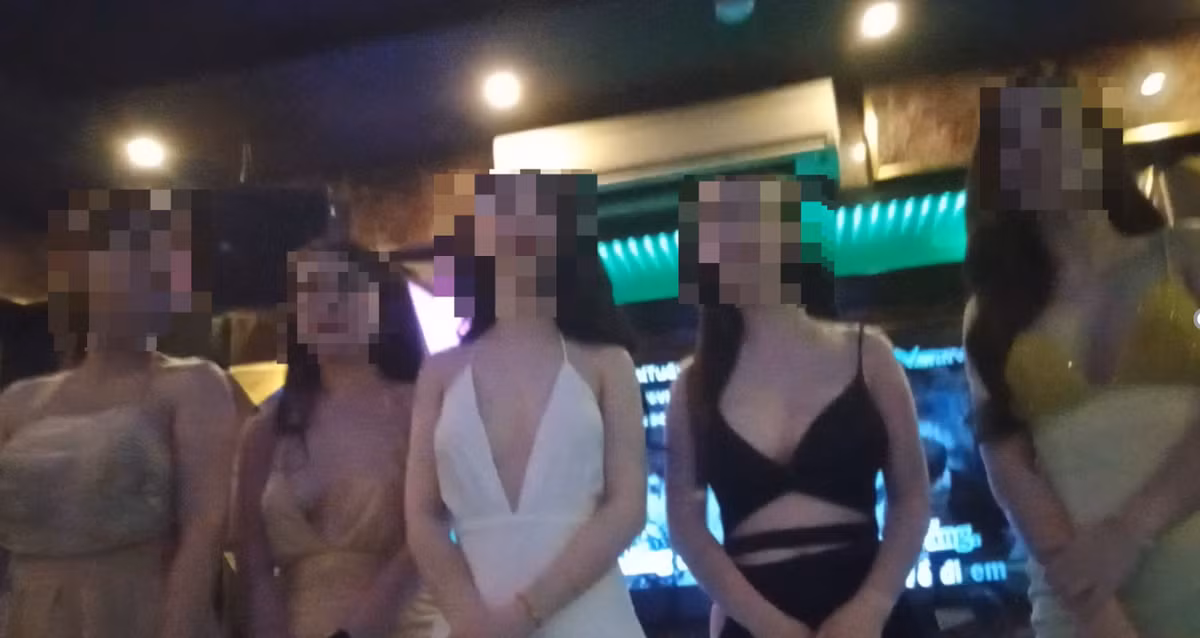 Karaoke Ha Noi “thac loan” giua dich COVID-19: Cong an noi gi?-Hinh-2