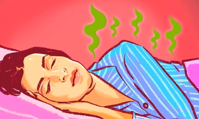 Quần áo ngủ của bạn hấp thụ mồ hôi, tạo ra môi trường hoàn hảo cho vi khuẩn. Chúng phát triển mạnh ở những nơi ẩm ướt, tối tăm, tạo ra mùi hôi và làm phiền giấc ngủ của bạn.