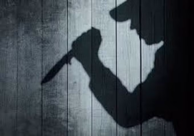 Sau cai va, nam thanh nien o Yen Bai dung dao chem me va anh em