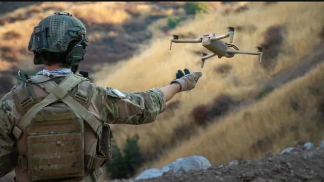 Tốc độ bay tối đa của X10D là 45 km/h và thời gian triển khai chưa đến 40 giây.