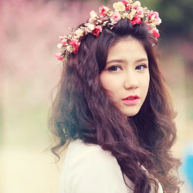 Trước đây, An Japan sở hữu gương mặt xinh xắn, bầu bĩnh dễ thương. An Japan từng là cựu sinh viên khoa Tây Ban Nha, Đại học Hà Nội - tốt nghiệp từ cuối năm 2018.