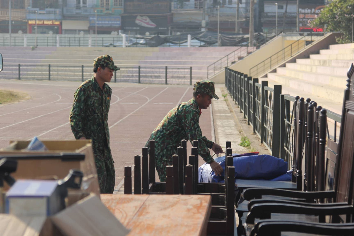 Sau khi giấu xác chị Duyên xong, các đối tượng quay trở lại nhà Công. Toán và Công dặn cứ ăn Tết bình thường, công an có hỏi không được nói gì linh tinh, ai bị bắt người đấy tự chịu. Công bảo Thu sáng mai giả vờ tình cờ lên nhà hoang và phát hiện ra thi thể của chị Duyên báo cho hàng xóm, báo cơ quan chức năng mục đích để đánh lạc hướng điều tra của cơ quan Công an.