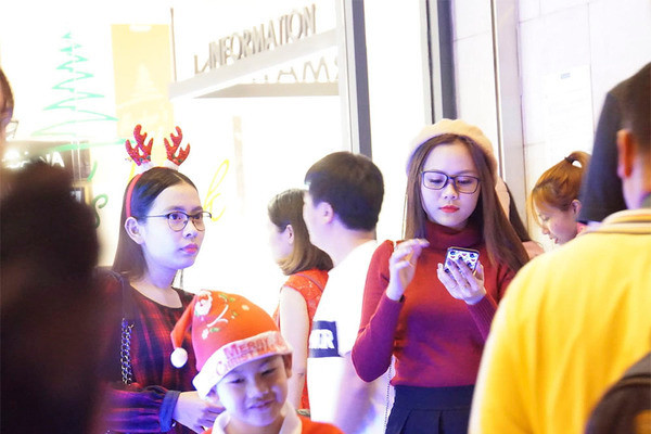 Du bao thoi tiet 24/12: Ha Noi ret, Sai Gon mat me trong dem Noel