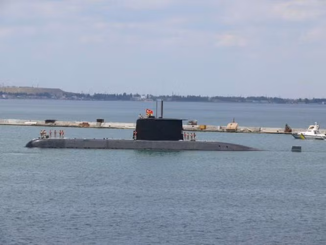 Type-209 được đánh giá là một trong những tàu ngầm phi hạt nhân chạy êm nhất thế giới, đồng thời là tàu ngầm bán chạy nhất thế giới. Với sức mạnh quân sự to lớn của mình, Thổ Nhì Kỳ có thể khiến đối thủ bất an nếu muốn đối đầu với nước này.