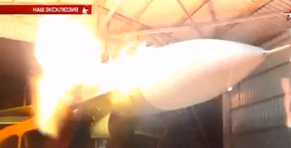 Ngoài ra, pháo GSh-301 còn xuất hiện trên máy bay chiến đấu MiG-29, Yak-141 và một số máy bay do Trung Quốc tự phát triển.