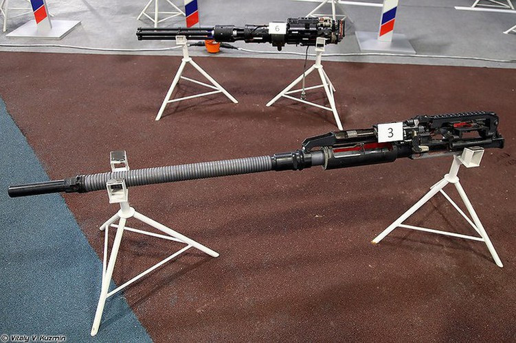 Pháo cao tốc GSh-301 sử dụng nhiều loại đạn khác nhau cỡ 30x165mm: Đạn xuyên - vạch đường (AP-T), đạn xuyên cháy - vạch đường (API-T), đạn xuyên - vạch đường lõi tungsten (APT-T), đạn xuyên nhồi chất trơ (AP Inert), đạn nổ mảnh - vạch đường (HE-T).