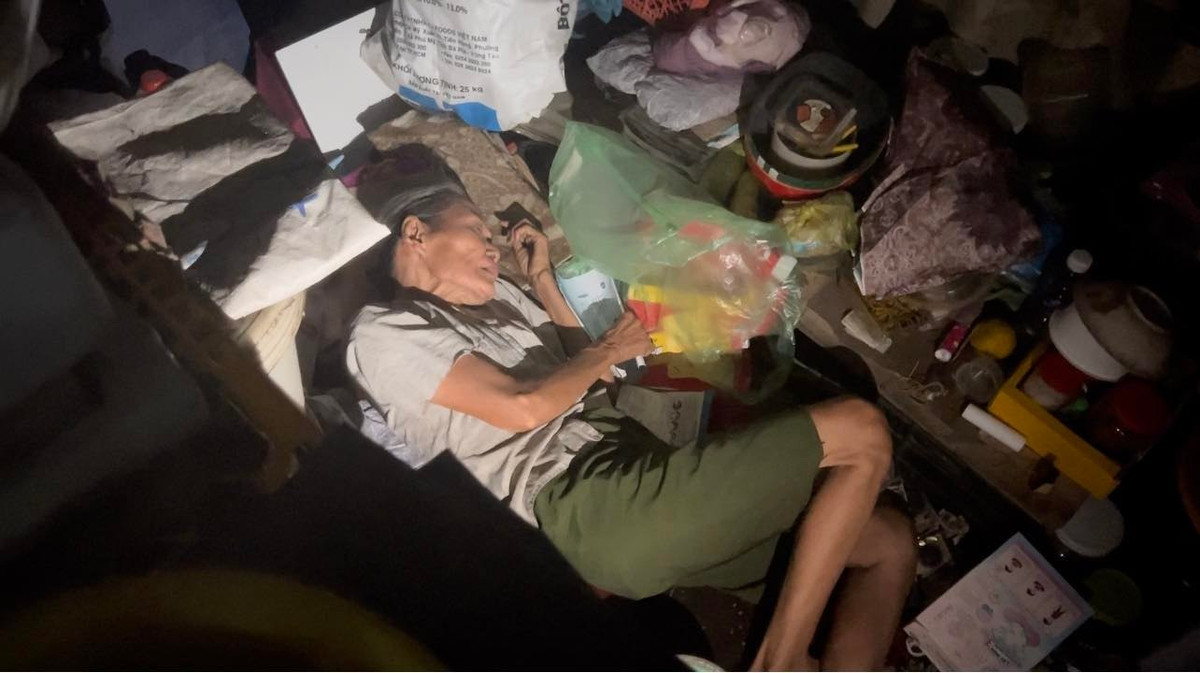 Cụ bà nhặt ve chai từ chối nhận nhà để nhường người khác… - Hình 3 Cu ba nhat ve chai tu choi nhan nha de nhuong nguoi khac…-Hinh-3