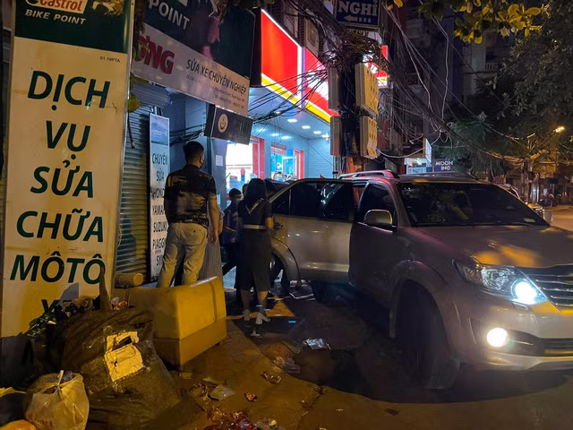 Quá trình điều tra, Cơ quan CSĐT Công an TP Hà Nội xác định việc Công an quận Tây Hồ không xử lý hành vi cướp tài sản của Nguyễn Hữu Tài và đồng phạm là có dấu hiệu xâm phạm hoạt động tư pháp, nên đã chuyển hồ sơ đến Cơ quan điều tra Viện KSND Tối cao để làm rõ. 