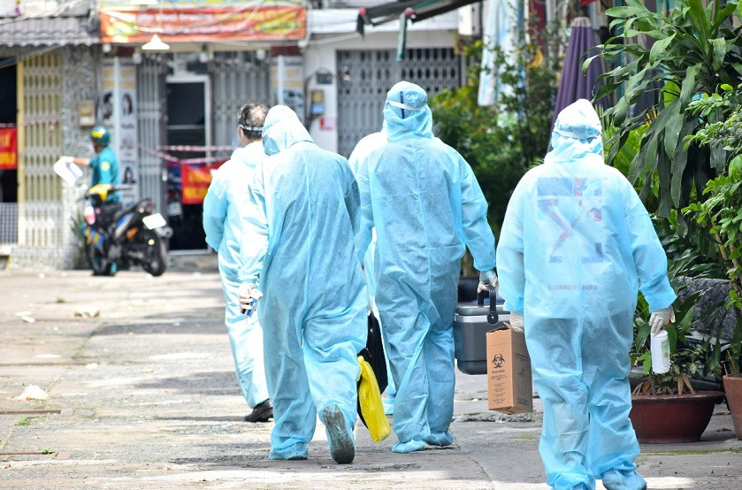 2/9: Them 10.602 nguoi khoi benh, TPHCM van nhieu ca mac moi COVID-19 nhat