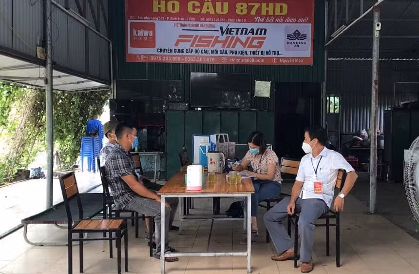 Can canh ho cau tap nap o Hai Duong, vi pham phong dich COVID-19