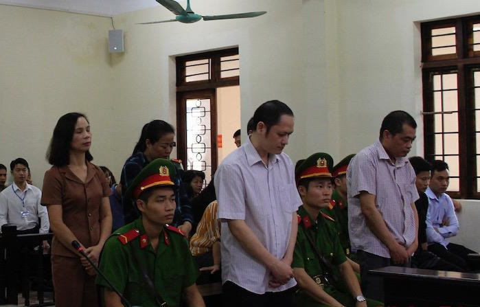 Thi sinh nghi chay 500 trieu vao truong Cong an, neu dung… co tuoc bang?