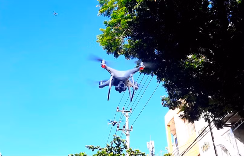 Su dung flycam giam sat: Da Nang hieu qua, vi sao TP HCM chua ap dung?