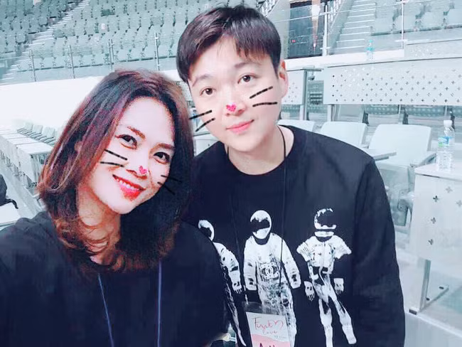 He lo nguoi dan ong “trong bong toi” cua My Tam suot 20 nam qua