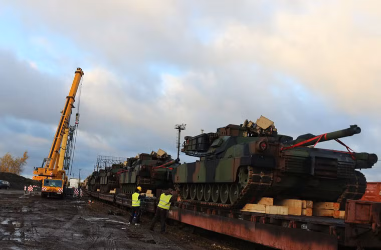 Việc triển khai các xe tăng chủ lực M1 Abrams tới đây có thể là nhằm chuẩn bị cho một cuộc tập trận qui mô lớn của Quân đội Mỹ với Estonia.