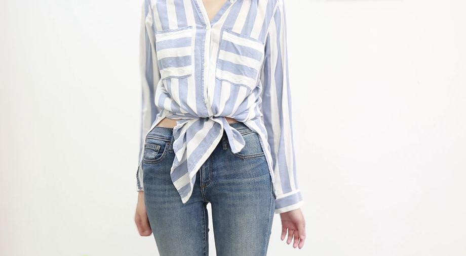 Giấu phần nút thắt vào bên trong cho gọn gàng hơn. Những cô nàng có chiều cao khiêm tốn có thể áp dụng kiểu thắt này.