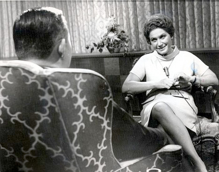 Svetlana nói chuyện về cuốn hồi ký của mình với Paul Niven trên truyền hình Mỹ không bao lâu sau khi bà chuyển tới đây sinh sống.