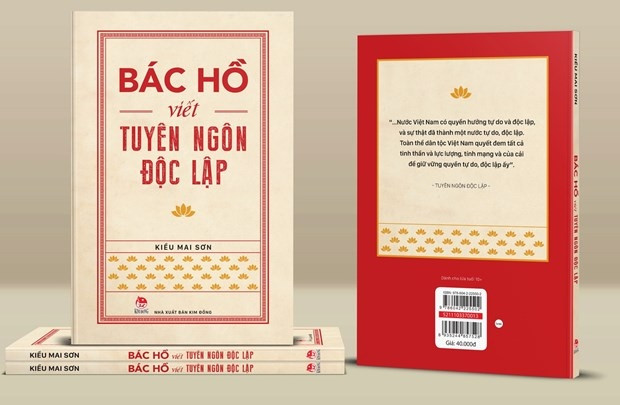 Buc tranh song dong ve boi canh lich su ra doi Tuyen ngon Doc lap