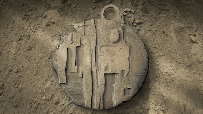 Vật thể lạ ở biển Baltic: Vật thể này có chiều ngang 64m, nằm dưới đáy đại dương và được cho là phần còn lại của một tàu vũ trụ của người ngoài hành tinh bị rơi, hoặc một sản phẩm từ thời đồ đá mới.