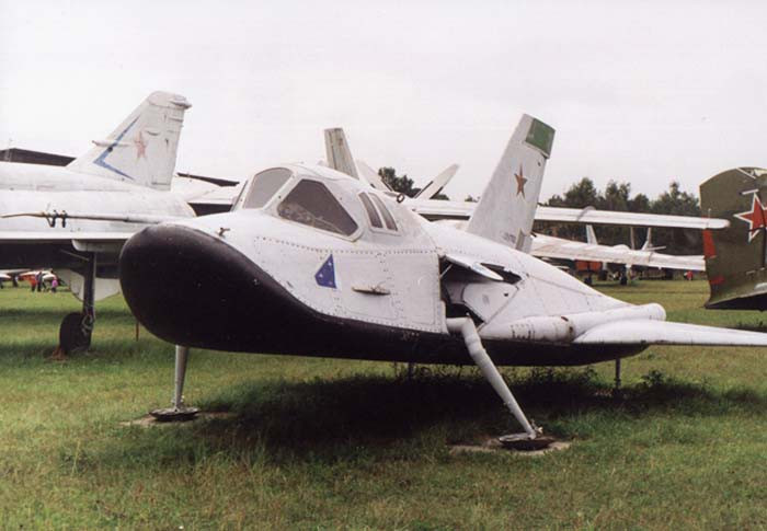 Chuyến bay thứ tư của máy bay BOR-2 diễn ra vào ngày 8/2/1972 là thành công tốt đẹp nhất, chương trình bay được thực hiện đầy đủ, máy bay tên lửa được đưa về trở về an toàn và nguyên vẹn.