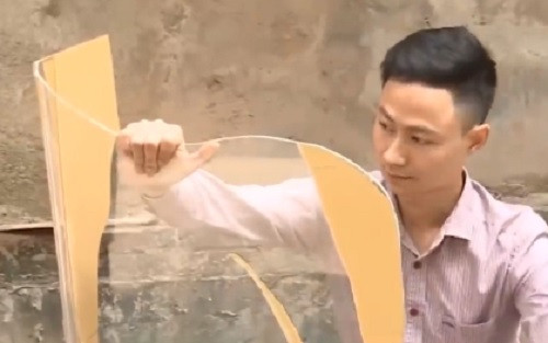 Tu gan khoang chan bao ve, tai xe taxi se bi xu phat rat nang-Hinh-2