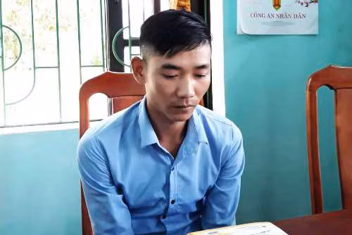 Len Facebook tung tin tinh Quang Binh luu hanh 200 ty dong tien gia